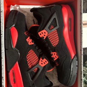 air jordan 4’s red thunder GS